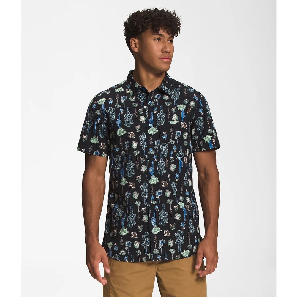 The North Face Mens Black Baytrail Cactus Print Button Down Shirt Large Desert